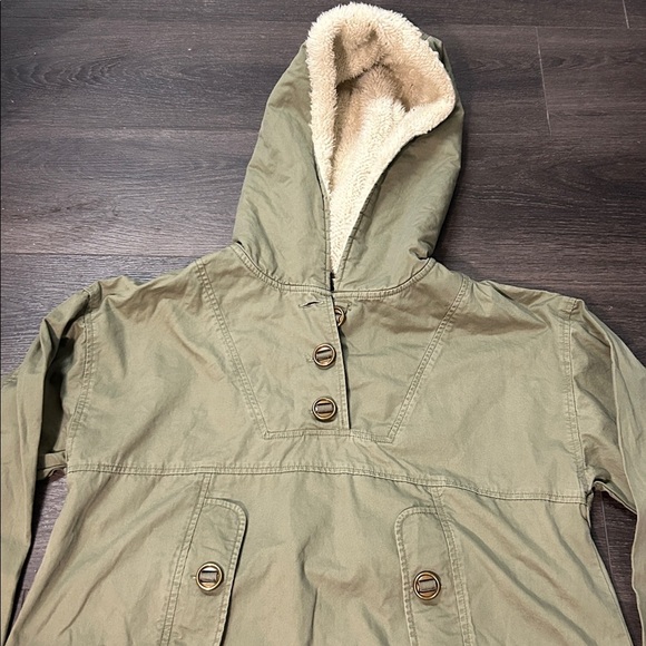 Mossimo Army green anorak with plush hood - Picture 2 of 5